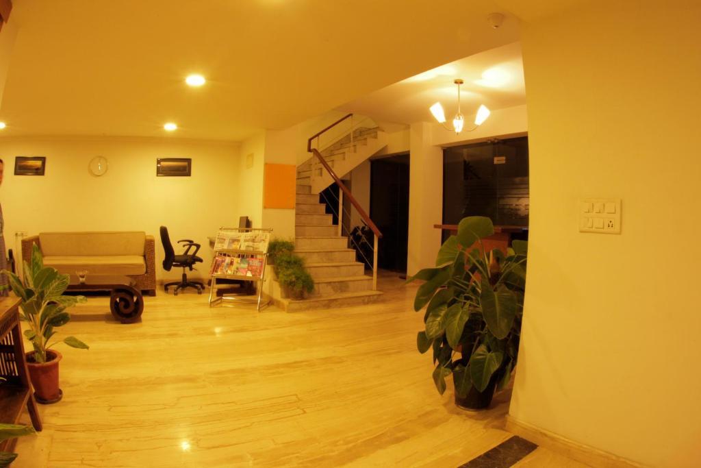 Maple Suites, Serviced Apartments Bangalore Buitenkant foto
