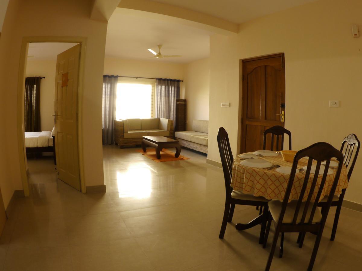 Maple Suites, Serviced Apartments Bangalore Buitenkant foto