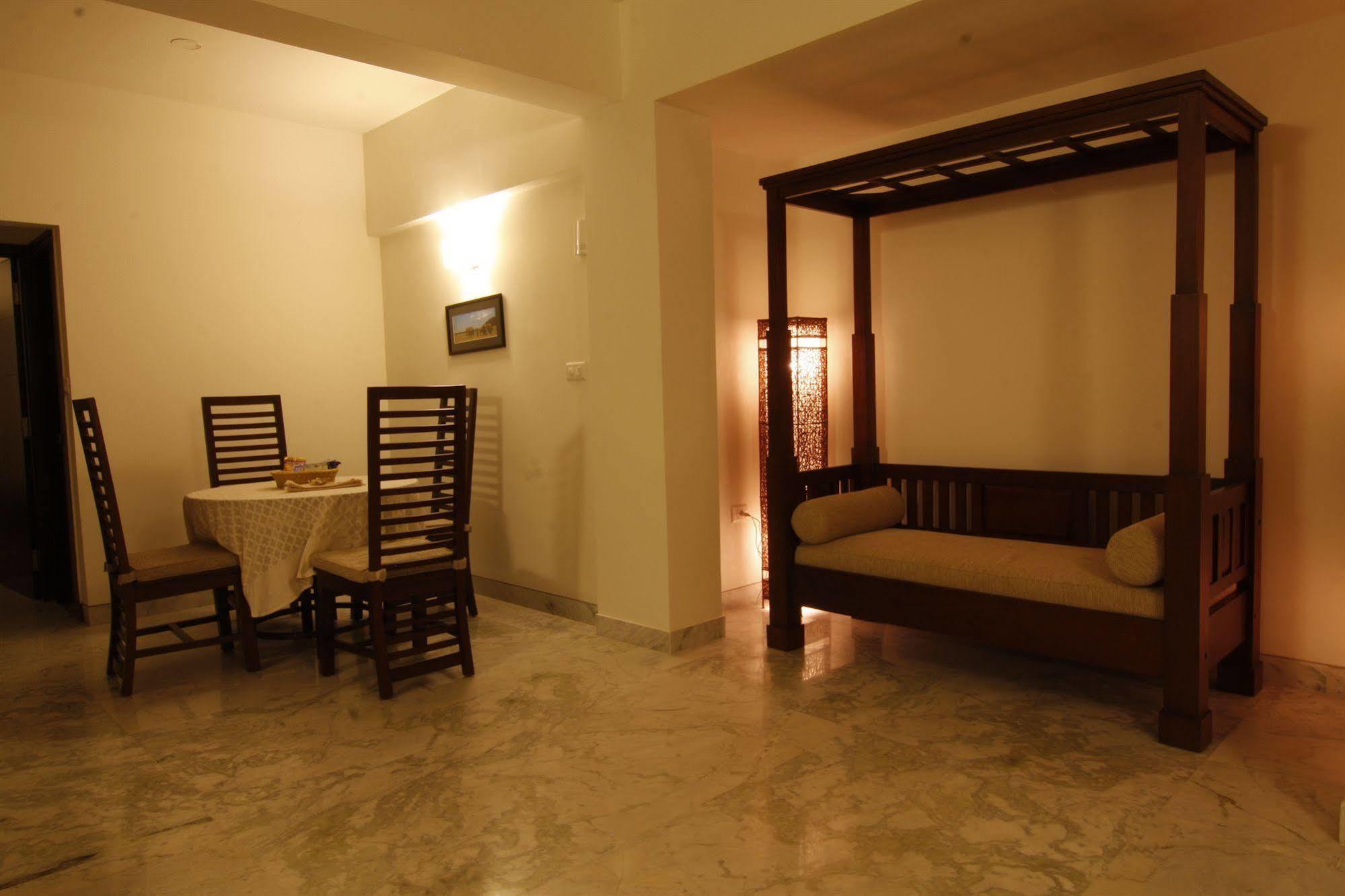 Maple Suites, Serviced Apartments Bangalore Buitenkant foto
