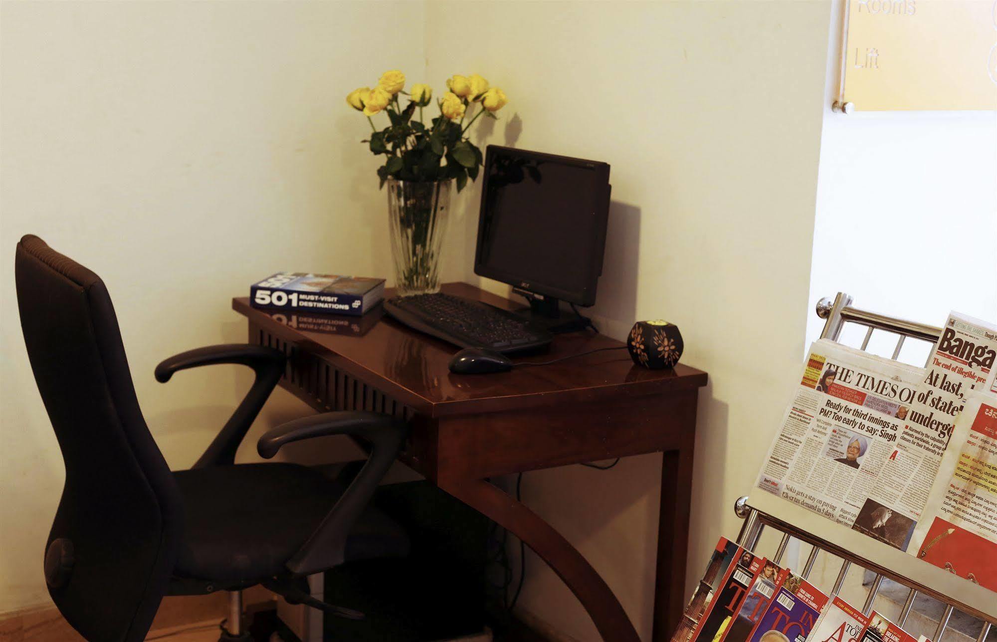 Maple Suites, Serviced Apartments Bangalore Buitenkant foto