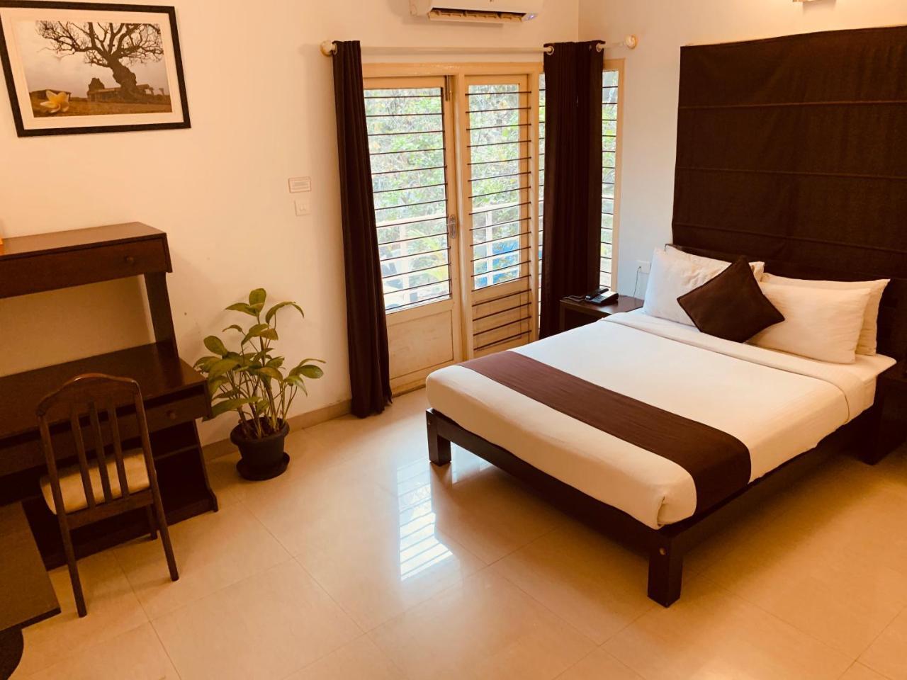 Maple Suites, Serviced Apartments Bangalore Buitenkant foto