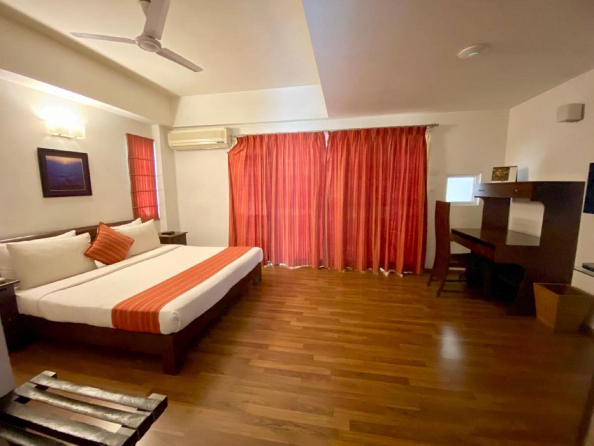 Maple Suites, Serviced Apartments Bangalore Buitenkant foto